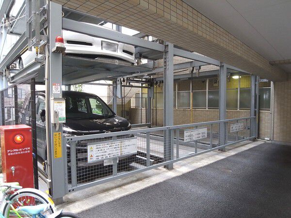 【アスティオン鹿沼公園】敷地内駐車場
