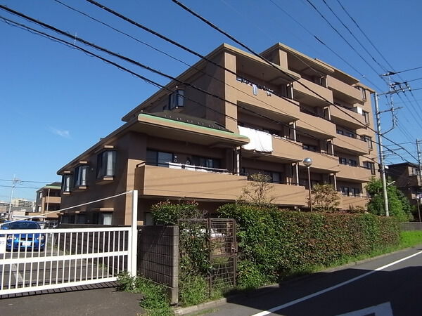 【小田急コアロード相模大野】外観写真３