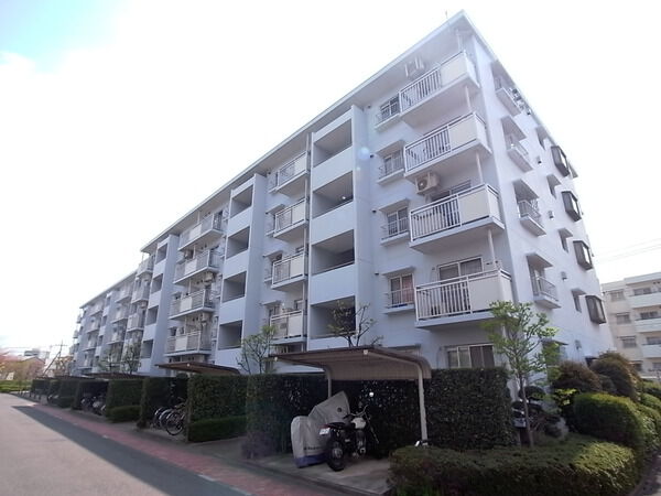 湘南ライフタウン駒寄第３住宅５１号棟
