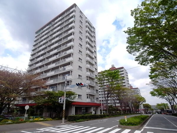 【湘南スカイハイツ】マンション外観2