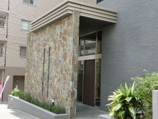 【D’グランセ鵠沼石上】エントランス