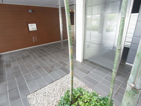 【グランドメゾン東海岸南】エントランス