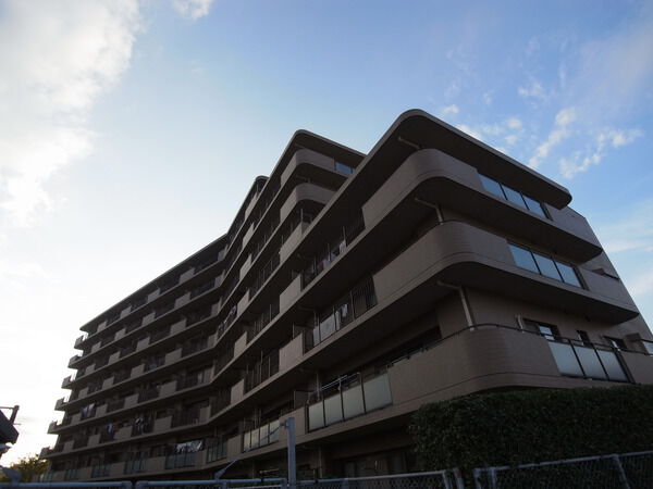 【レールシティ湘南茅ヶ崎】マンション外観