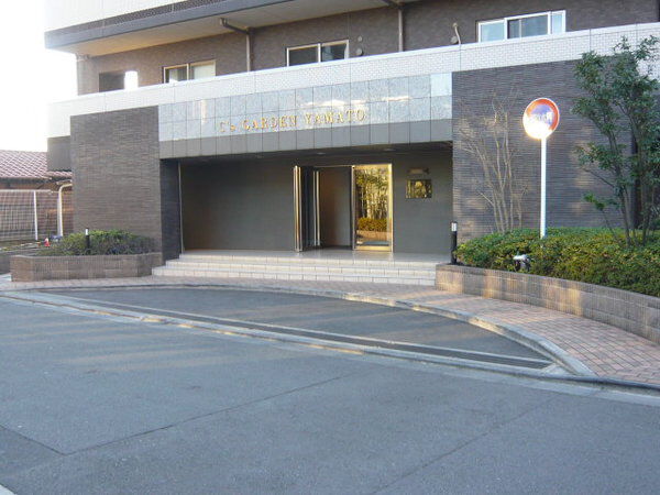 【シーズガーデン大和】エントランス