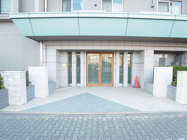 【サンクレイドル大和中央】エントランス