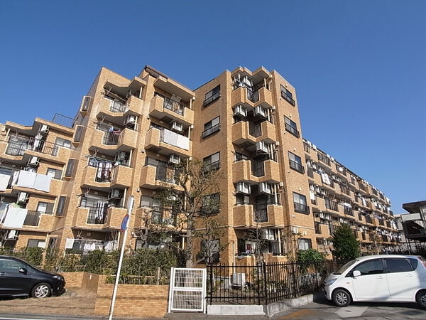 【ライオンズマンション大和第5】外観 【ライオンズマンション大和第5】外観