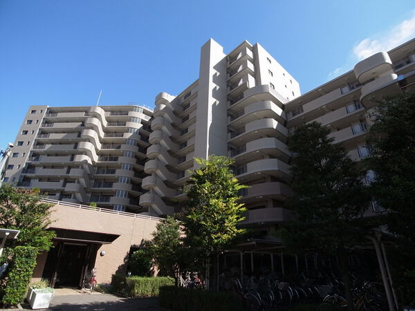 エル・ヴィアーレシティ 2枚目 エル・ヴィアーレシティ