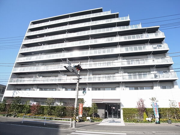 【セントラルコート大和深見西】外観