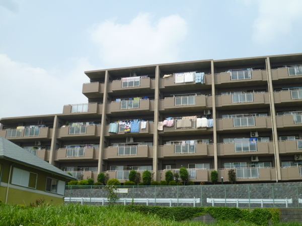 【シュロス海老名かしわ台】外観
