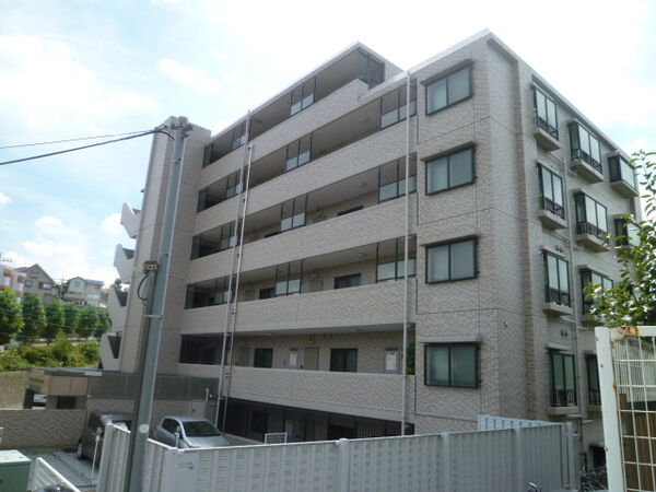 【ライオンズマンション海老名国分】現地外観
