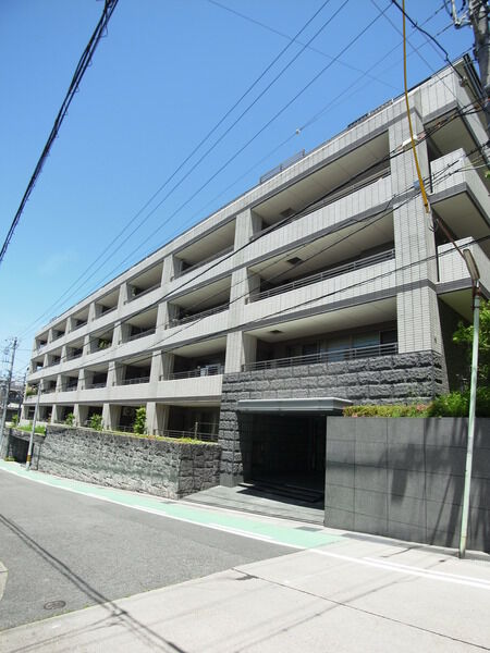 【ローレルコート東山】外観写真