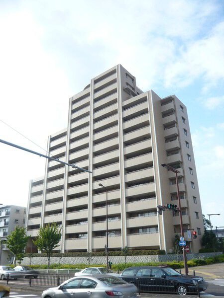 ロイヤルヴィーゼ四谷通