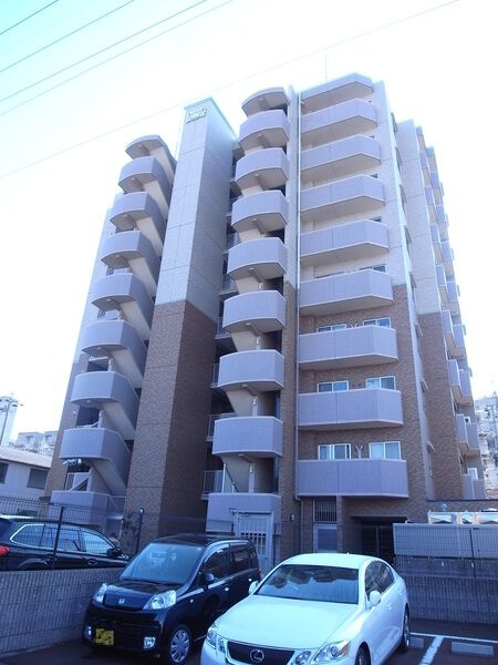 【ライオンズマンション天道町】外観