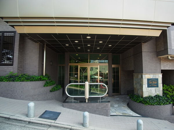 【サンハウス滝川】エントランス