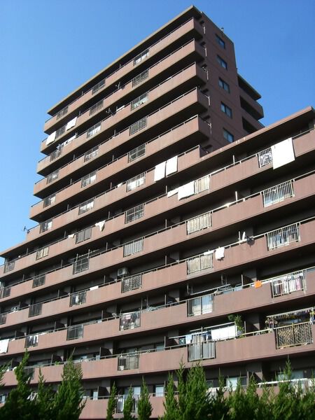 【ラビデンス岩塚西】外観２