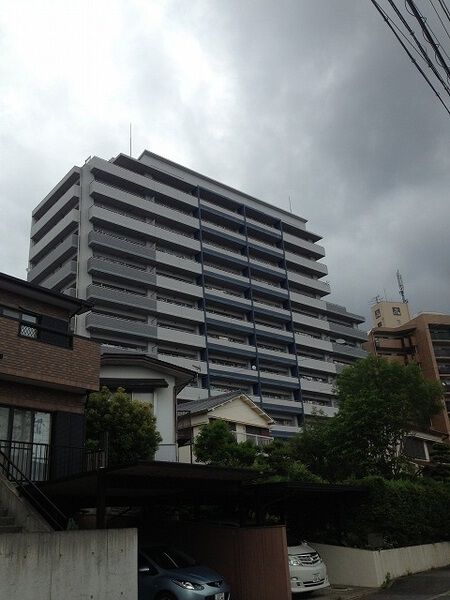 ファミリアーレ潮見が丘