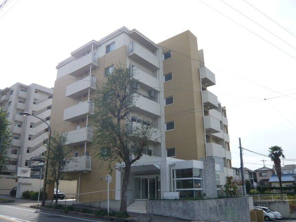 【上社コンドミニアム】外観