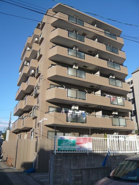 【グリーンコーポ野並】外観写真