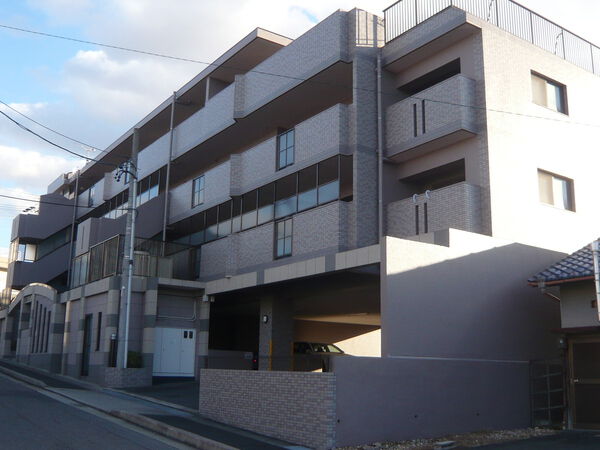 【アメニティ野並】外観写真