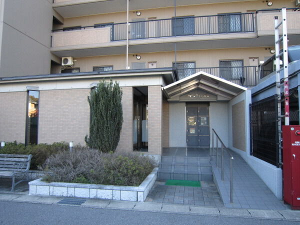 【アーバンライフ稲熊】エントランス 【アーバンライフ稲熊】エントランス