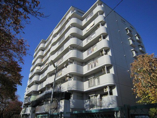 【ユーハウス岡崎】外観