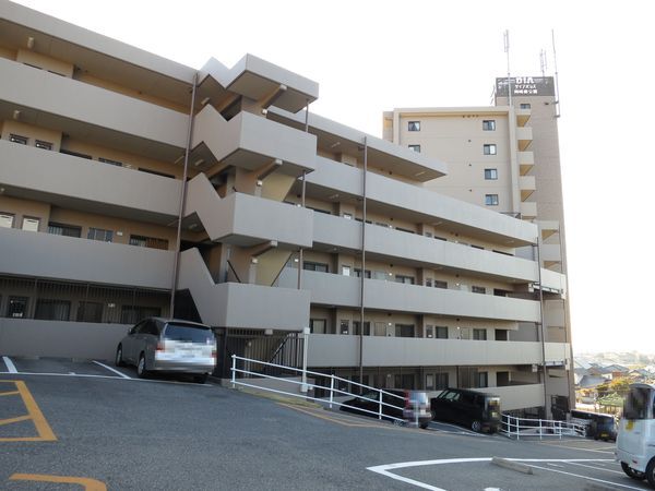 【ダイアパレス岡崎南公園】外観