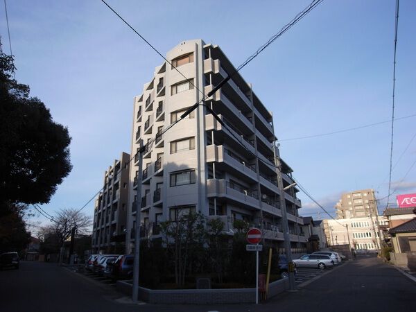 グランドメゾン勝川