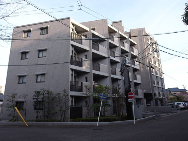 グランドメゾン勝川