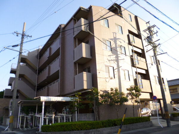 【グランステイツ高蔵寺】外観写真