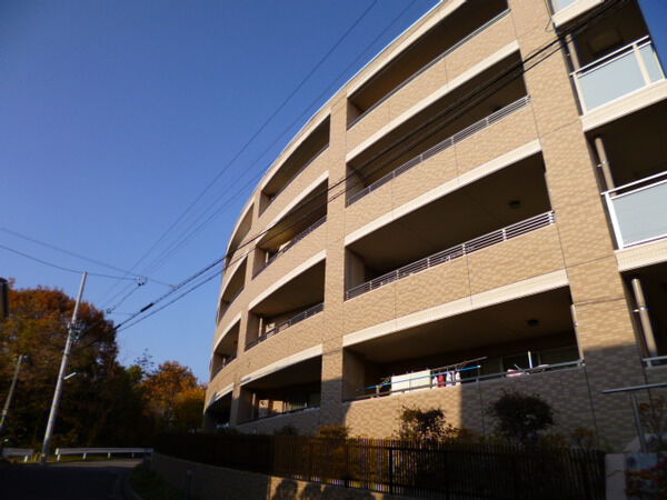 【ヴィークコート高蔵寺】外観写真 【ヴィークコート高蔵寺】外観写真