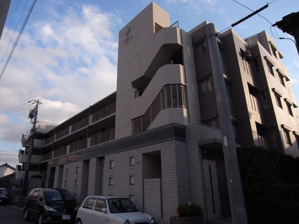 フレスト二子山公園