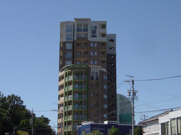 レゾンシティ毘森公園