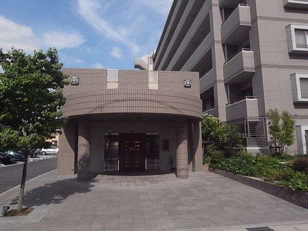 フレストスクエア新安城