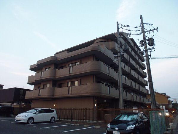 ライオンズマンション小牧