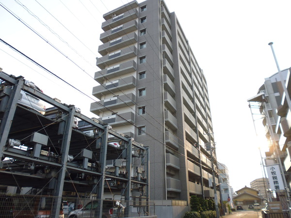 シャトレ愛松小牧中央