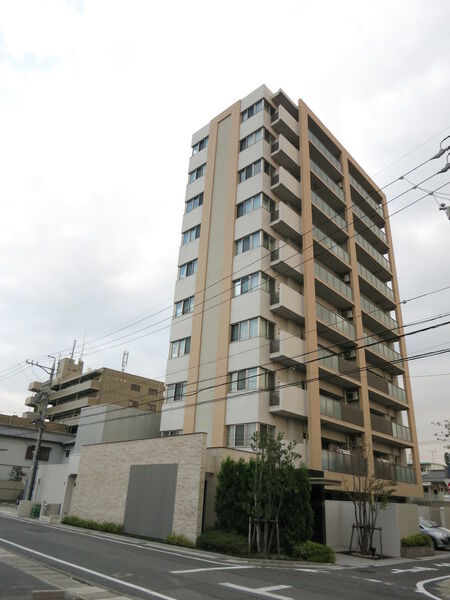 プラウド共和