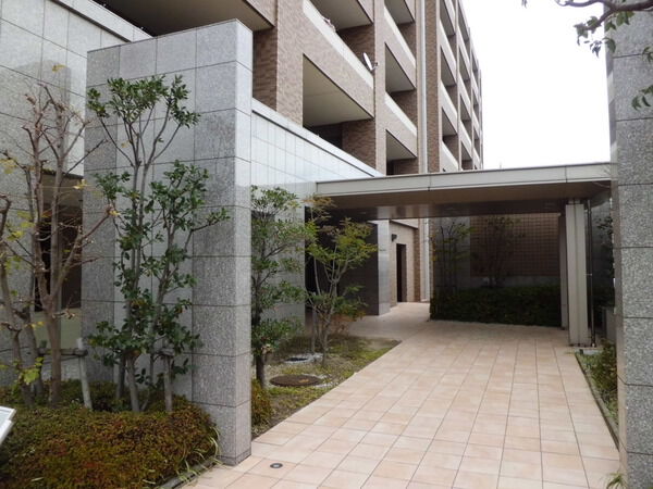 ライオンズステーションプラザ三郷 2枚目 ライオンズステーションプラザ三郷