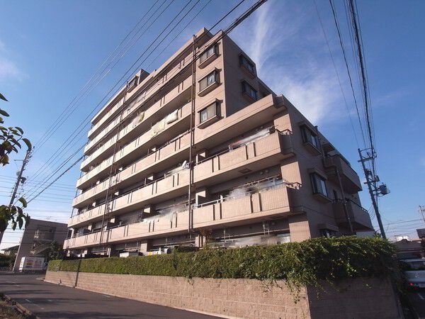 ユニーブル旭前