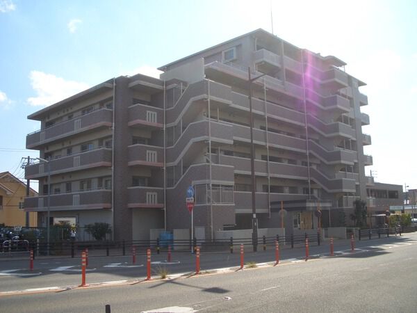 【ファミリアーレ豊明前後】外観写真 【ファミリアーレ豊明前後】外観写真