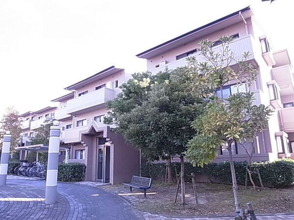 ライフウェルズ香久山