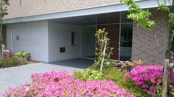 【サーパス柳が崎湖畔公園】エントランス 【サーパス柳が崎湖畔公園】エントランス