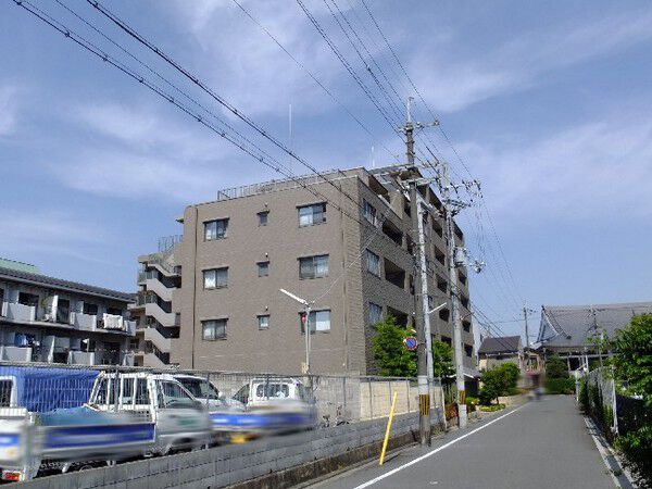 【イーグルコート衣笠平野道】外観写真