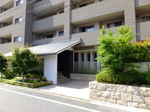 【イーグルコート衣笠平野道】外観写真
