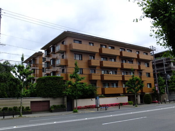 【岡崎ガーデンズ】外観写真