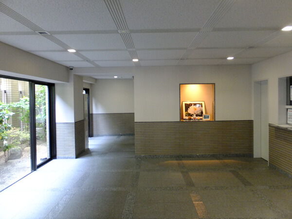 【ローズマンション修学院】エントランス