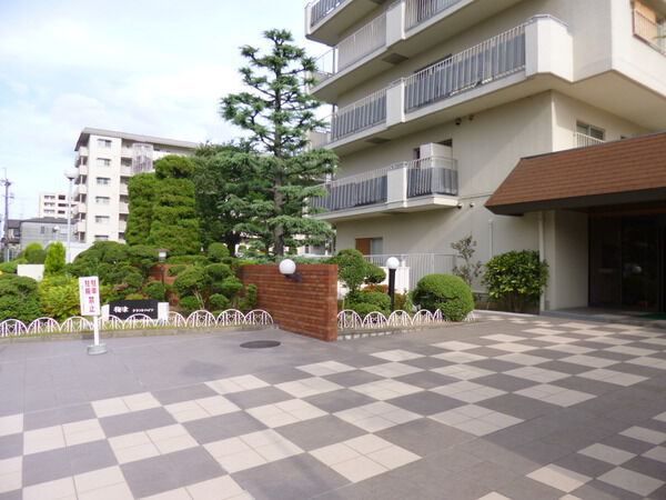 【梅津グランドハイツ】外観