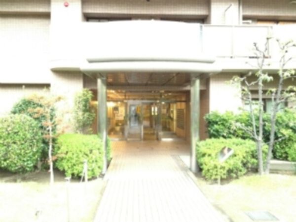 【ファミール都島パークサイド】エントランス 【ファミール都島パークサイド】エントランス