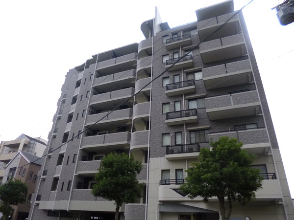 【ヴェルビュ上本町】外観