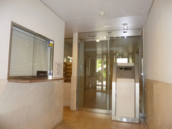 【シティコート天王寺大道】風除室