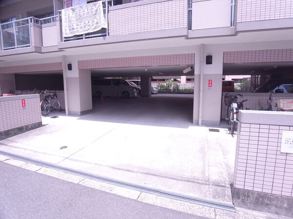 【ベルアーバニティ城東中央】エントランス